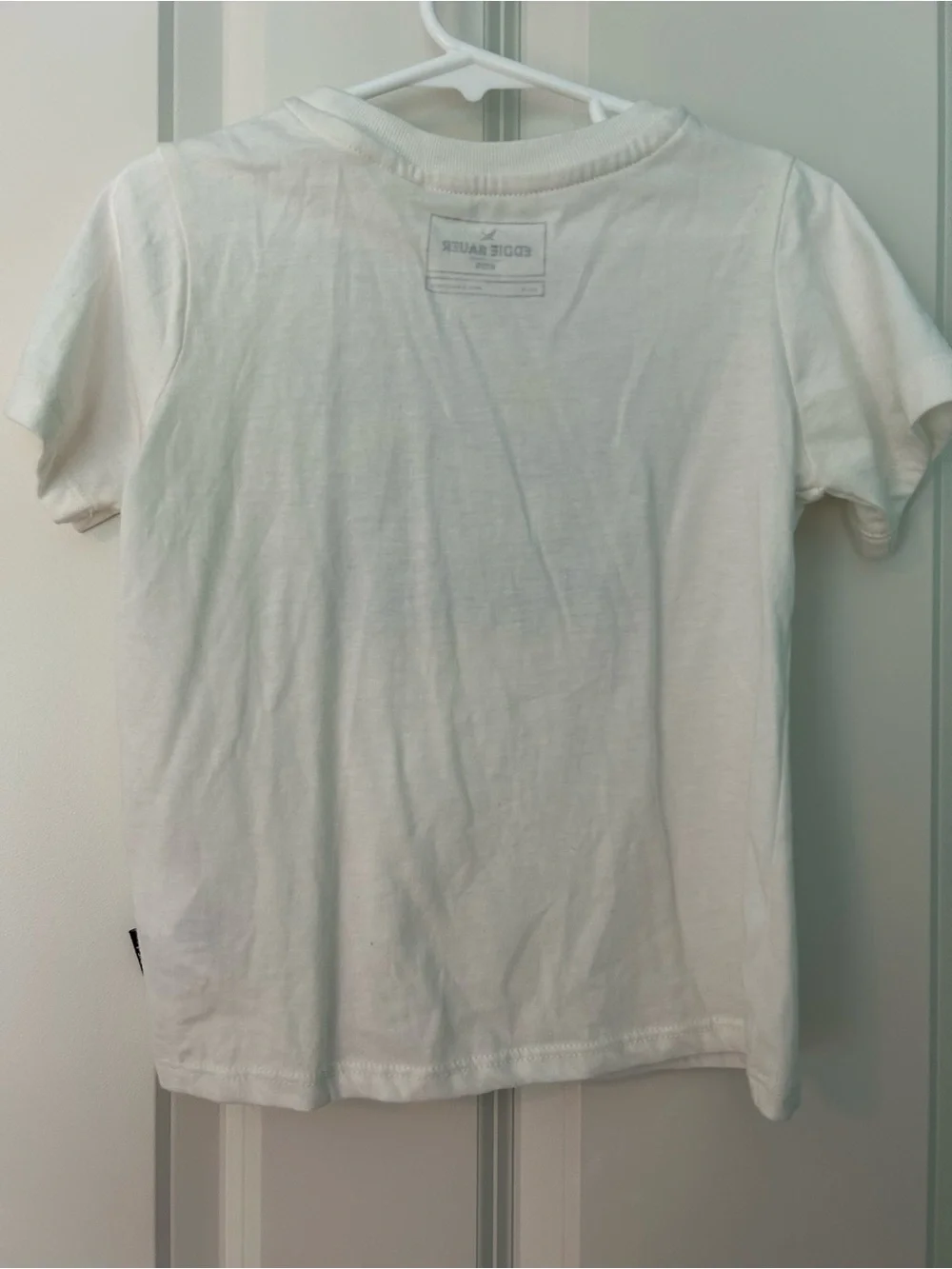 Eddie Bauer White Tee with Blue & Yellow Mountain Graphic size 4 nwot